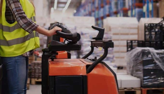 CACES® Chariots de manutention automoteurs à conducteur porté (R489)